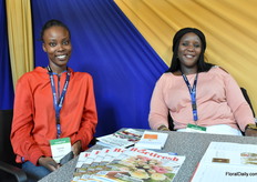 zubeda Rashid and Caroliyne Nekesa from Abu Zarara Hortiexport promoted their possibilities for exporting roses and summerflowers.